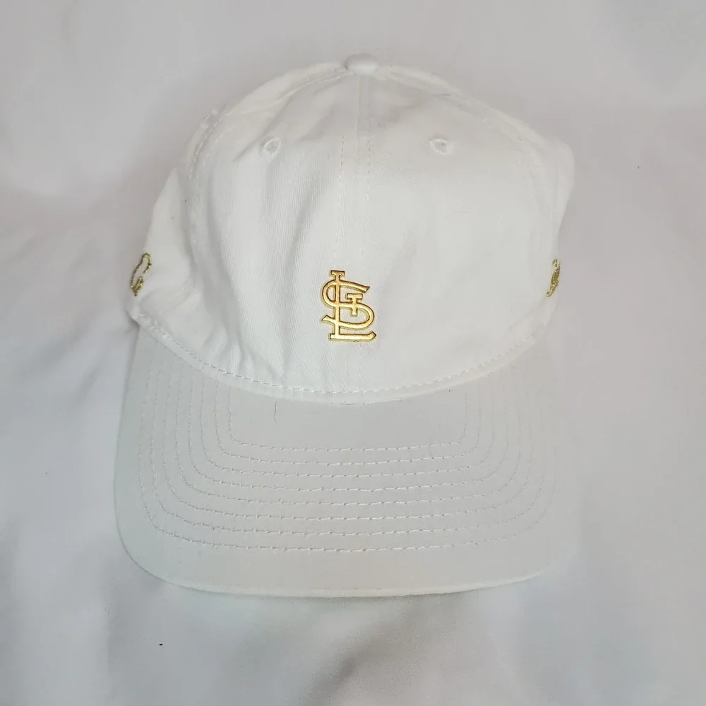 St.‎ Louis Cardinals Baseball Hat 6-9-23 SGA MLB Shane Co. White Gold Adjustable